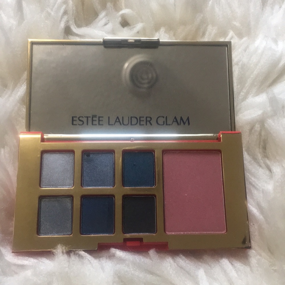 Estée Lauder eyeshadow palette in Glam
